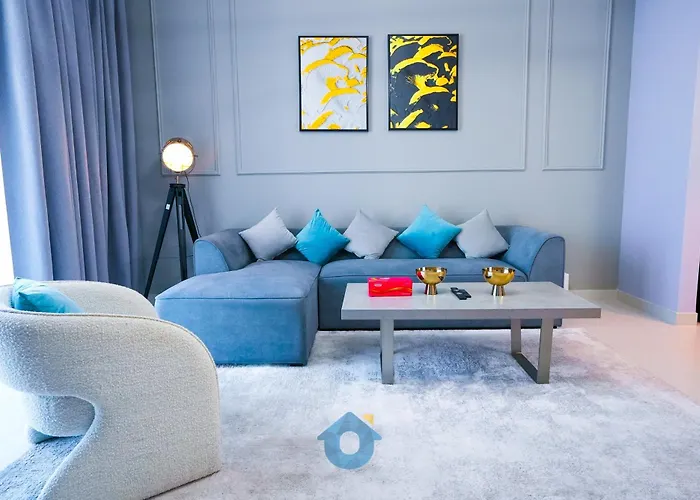 Like Home - 4204 Luxurious 2-Bedroom Residence With Spectacular City And Creek Views