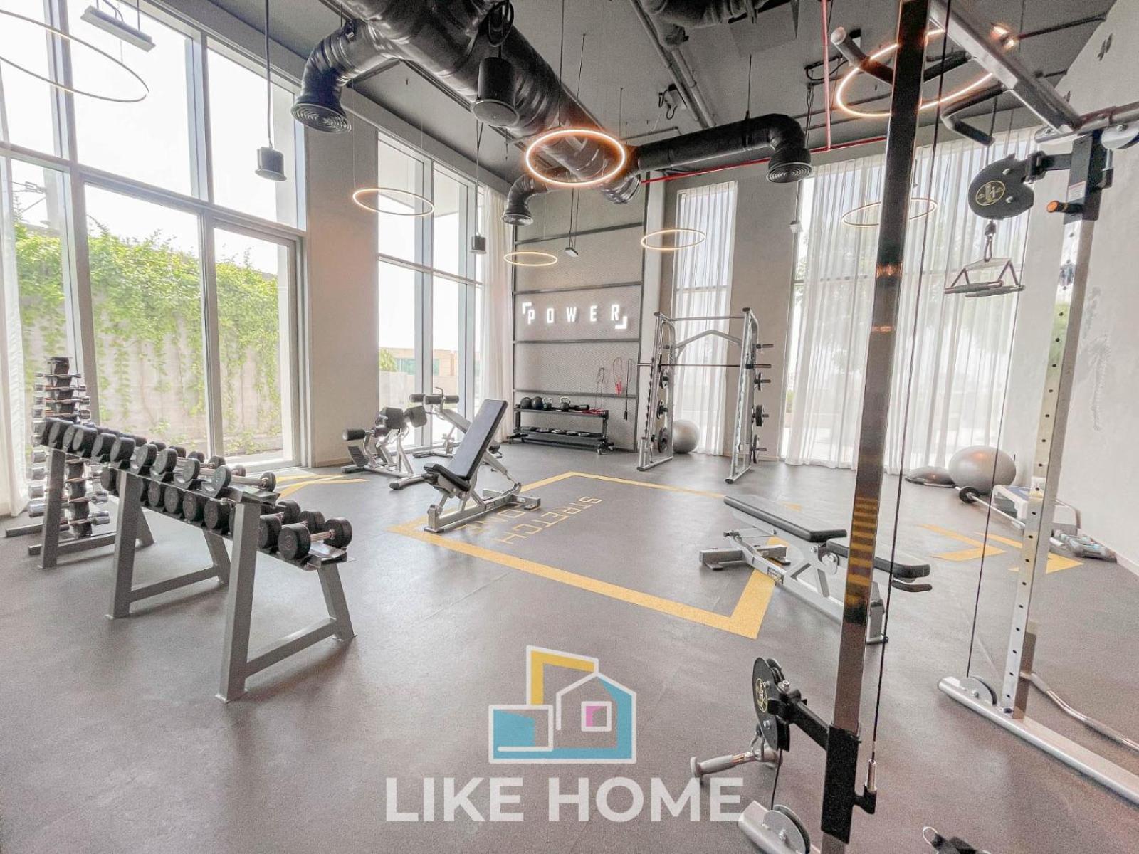 Like - 4204 Luxurious 2-bedroom With Spectacular And Creek Views *