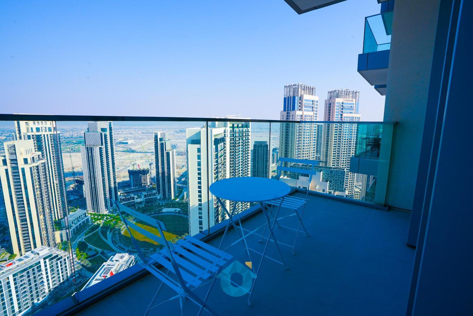 Like - 4204 Luxurious 2-bedroom With Spectacular And Creek Views Apartment